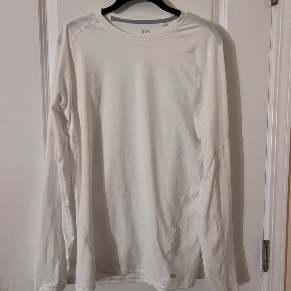 DSG Men's Classic White Long Sleeve Tee
